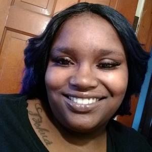 Meet your Posher, Gloria